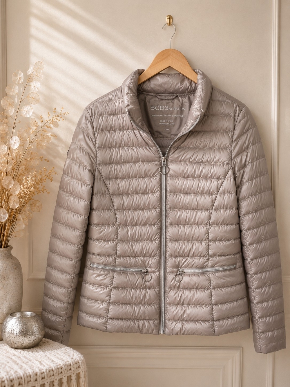 BCBGeneration Ultra Lightweight Packable Puffer Jacket Size L